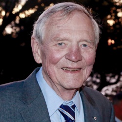 Emeritus Professor Jeremy Davis